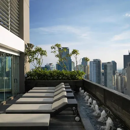 Rare Find Stunning Loft In Makati